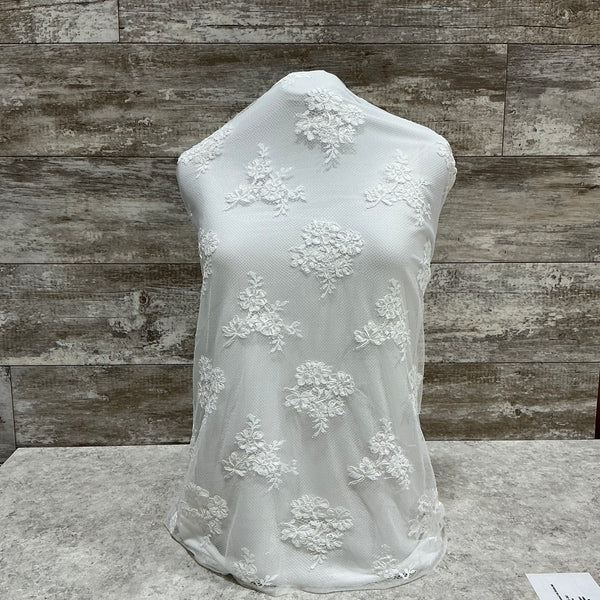 Floral Lea Chantilly - Sold by the half yard