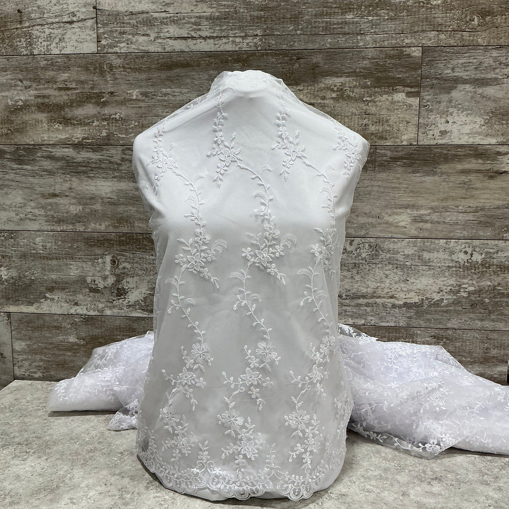 Bridal Lace Cascading Daisy 101 White - Sold by the half yard