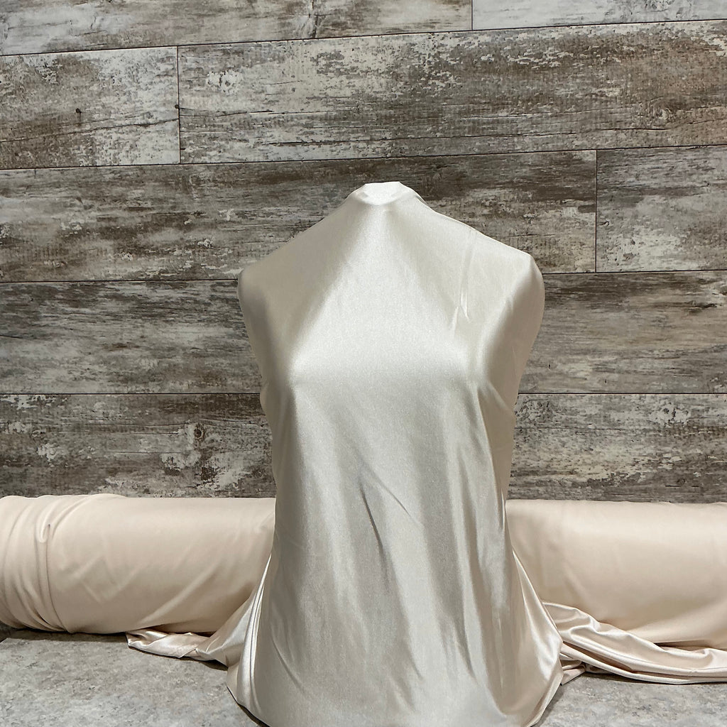 Beaming / Champagne | Sold by the half yard