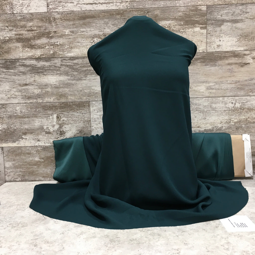 Kyoto Crepe Satin / Forest 30 | Sold by the half yard