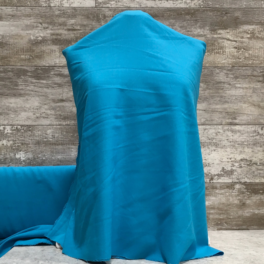 Stretch Gabardine / Turquoise | Sold by the half yard