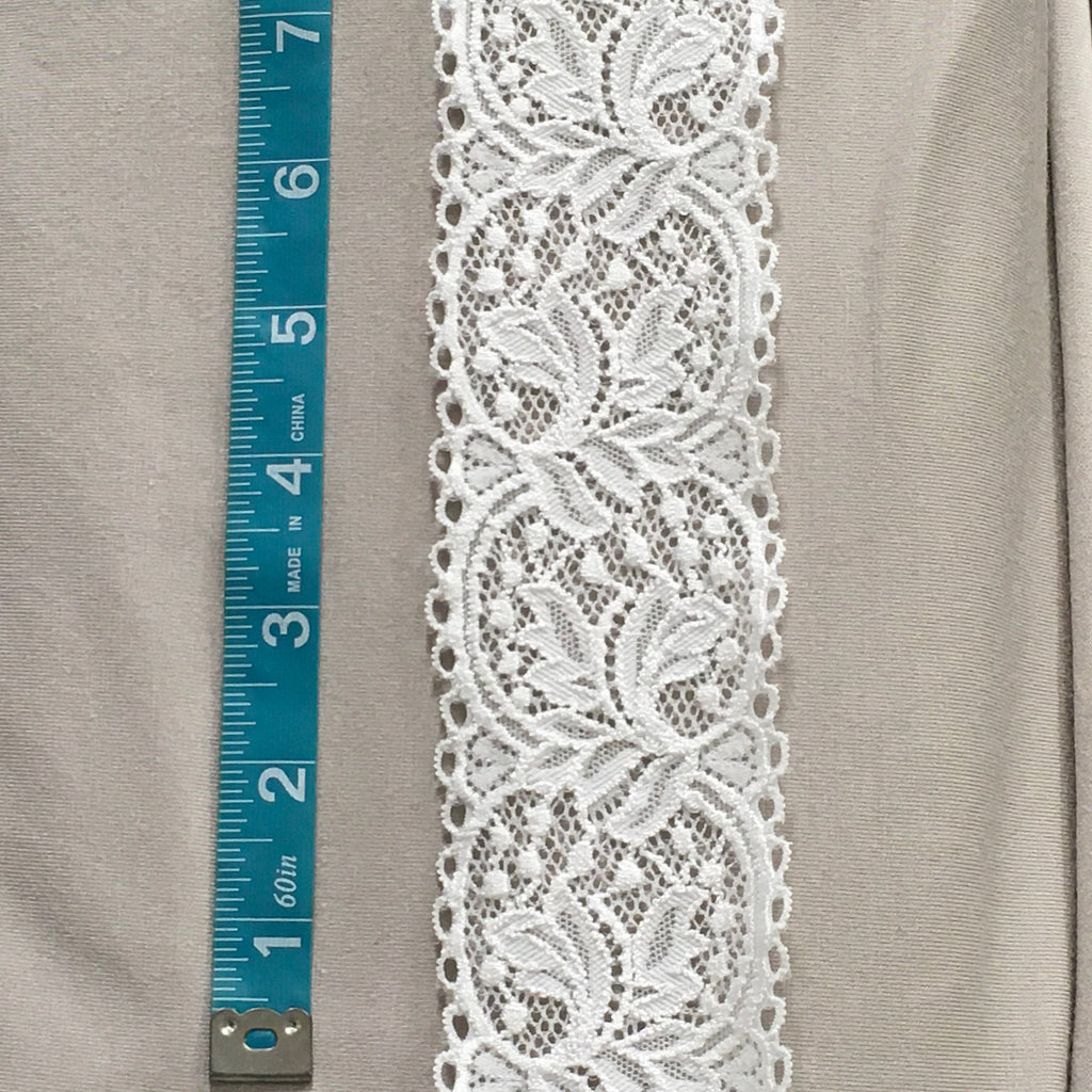 Trim Lace / Hidden Hearts White - Sold by the half yard