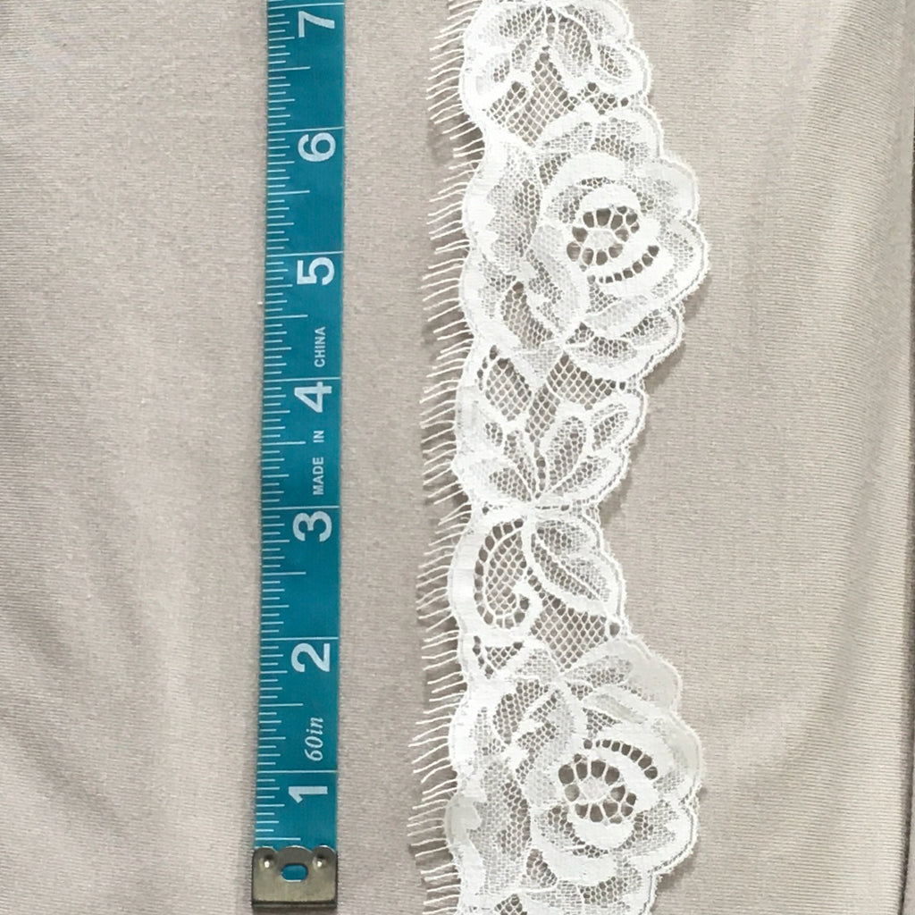 Trim Lace / Eyelash Roses White - Sold by the half yard