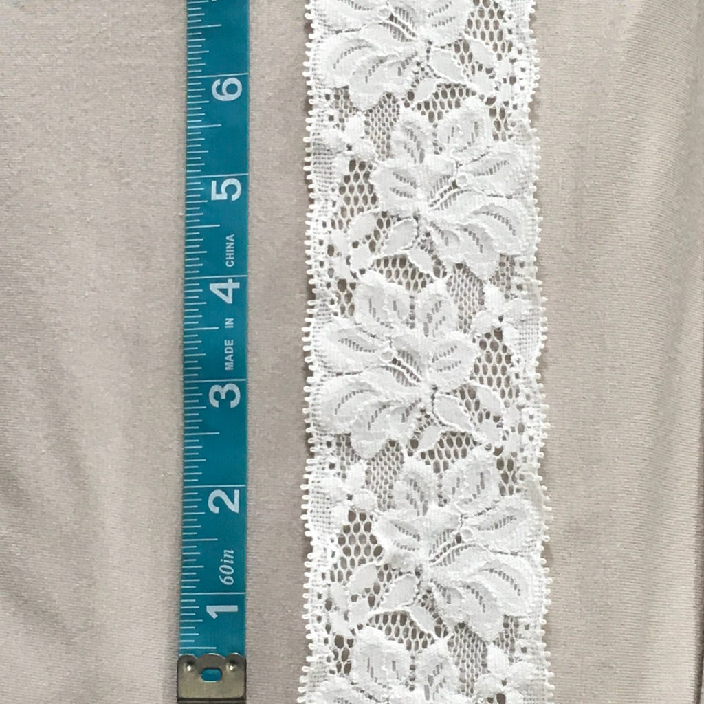 Trim Lace / Summer Garden White - Sold by the half yard