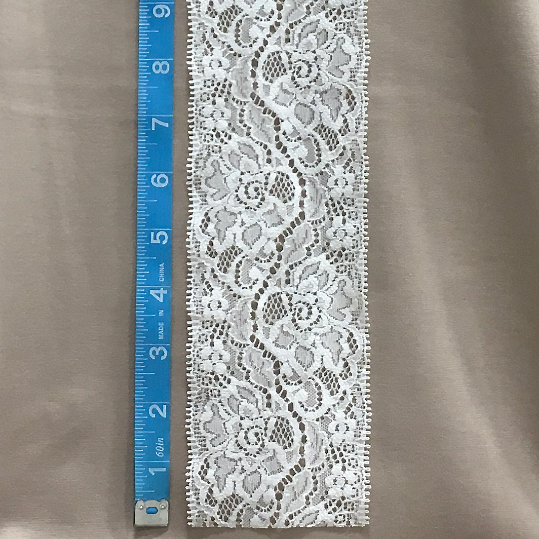 Trim Lace / Floral Double Scallop White - Sold by the half yard