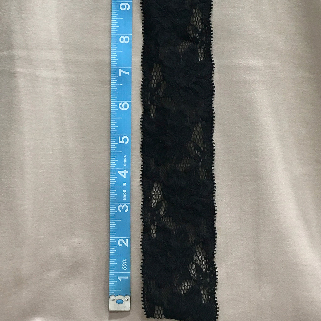 Trim Lace / Summer Garden Black - Sold by the half yard