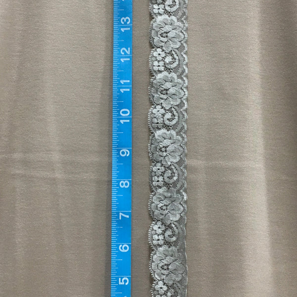 Trim Lace / Mini Roses Silver - Sold by the half yard