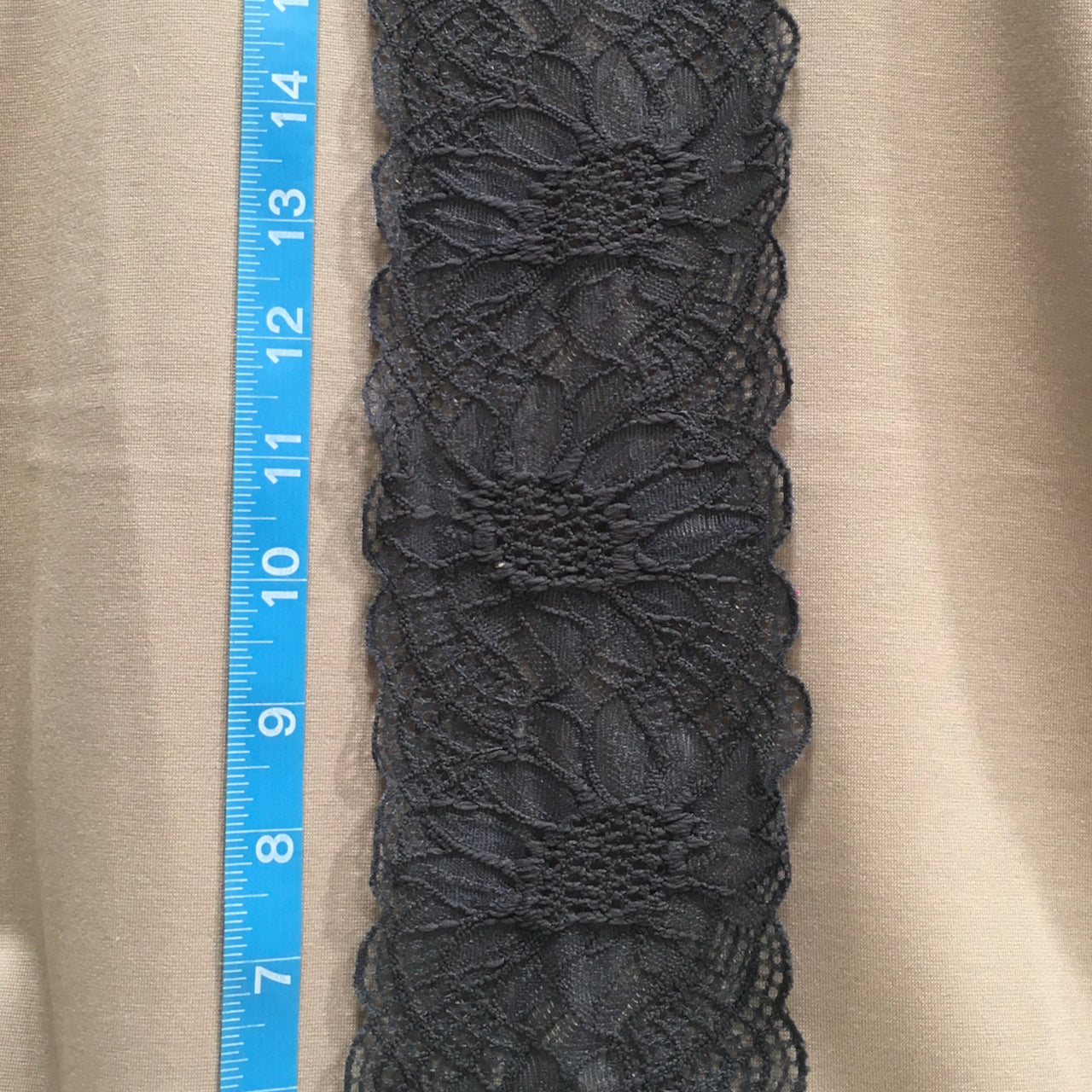 Trim Lace / Sunflowers Charcoal - Sold by the half yard