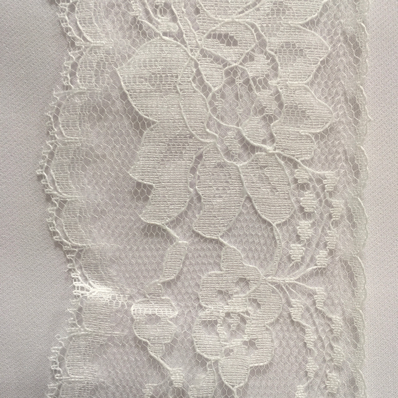 Optic Lace Trim - Simple Rose | Sold by the half yard