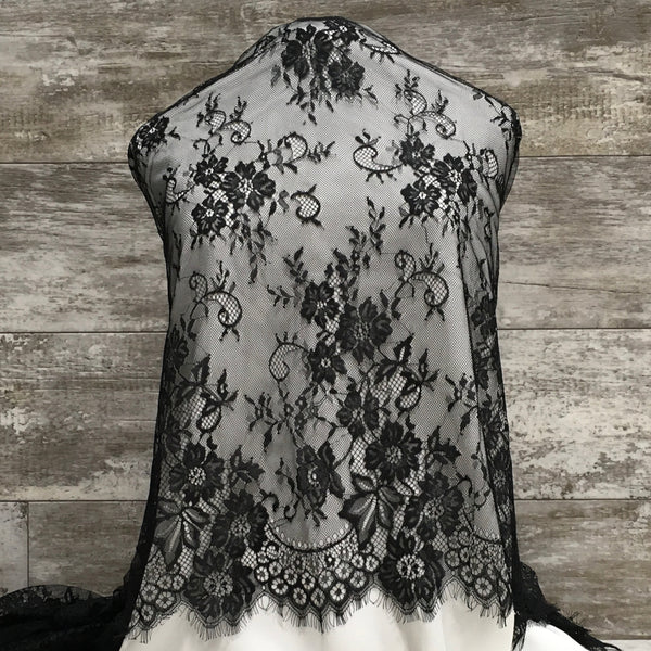 Beaute Lace / Black - Sold by the half yard